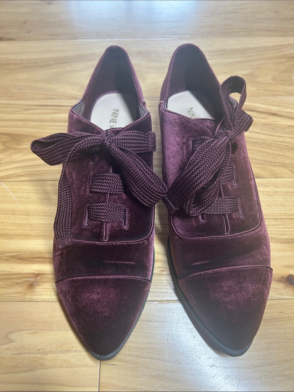 Nine West Burgundy Velvet Lace-Up Oxfords | Size 9.5 - Picture 2 of 7